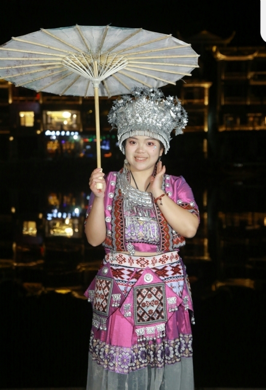 敏兮小沫的第一张照片--湘西上门女婿服务网